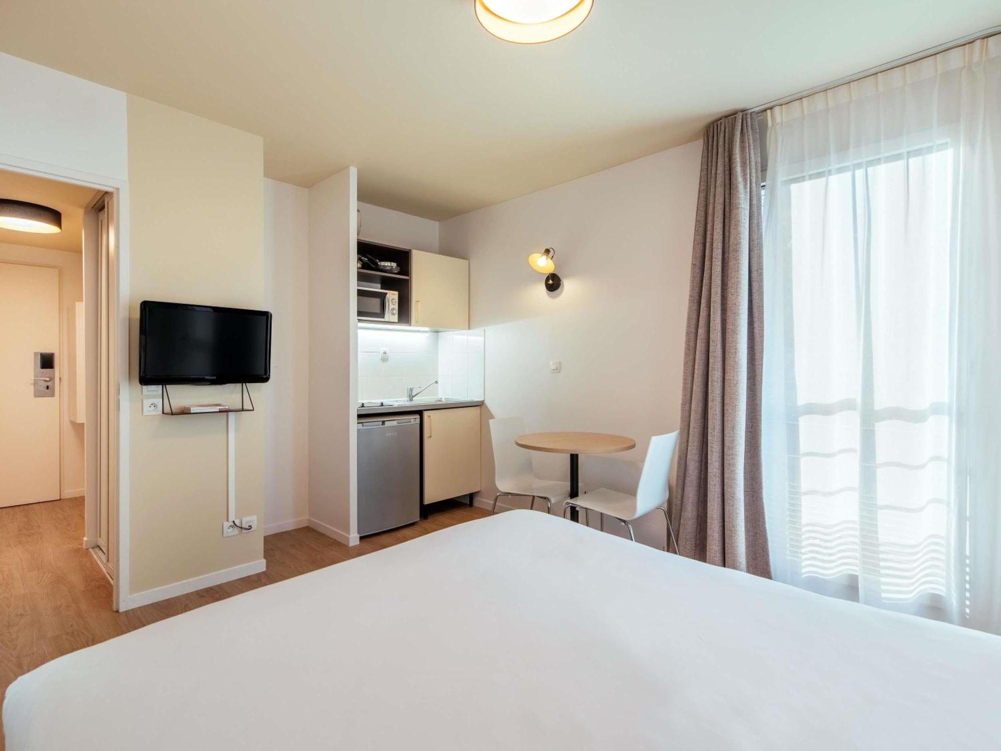 Aparthotel Adagio Access Paris Asnieres Exterior foto